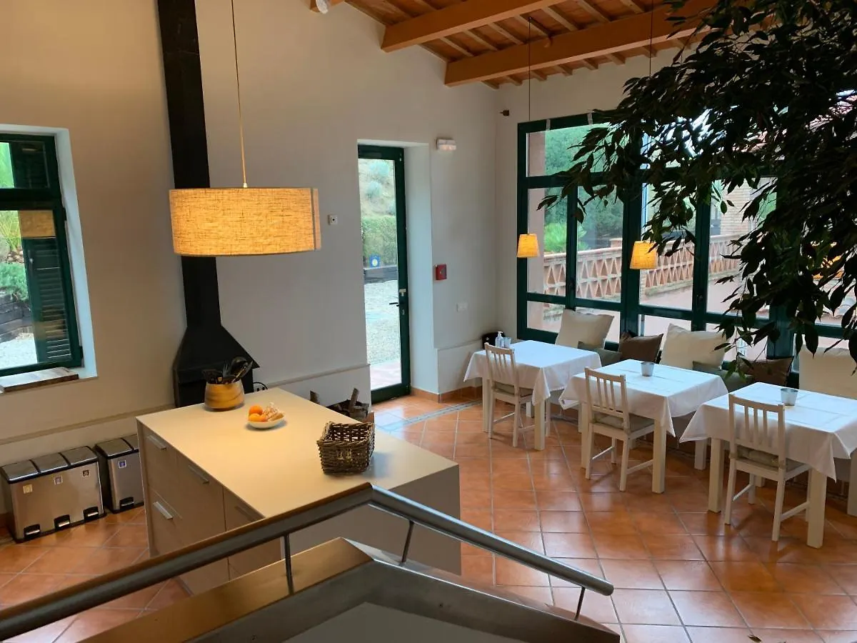 Pensión Can Ballús Bed&Breakfast Tiana